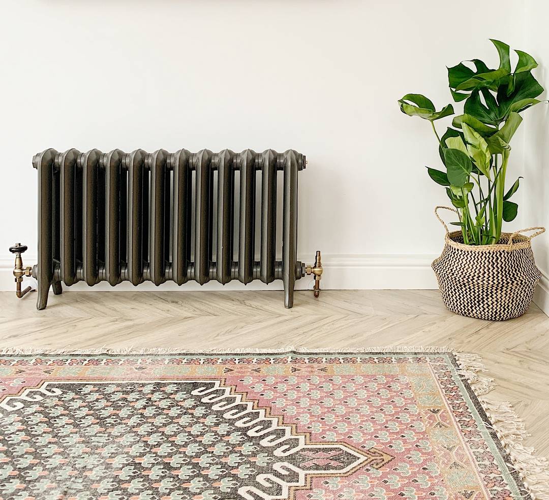 Short Princess cast iron radiator, photo by @ninathomasstudio